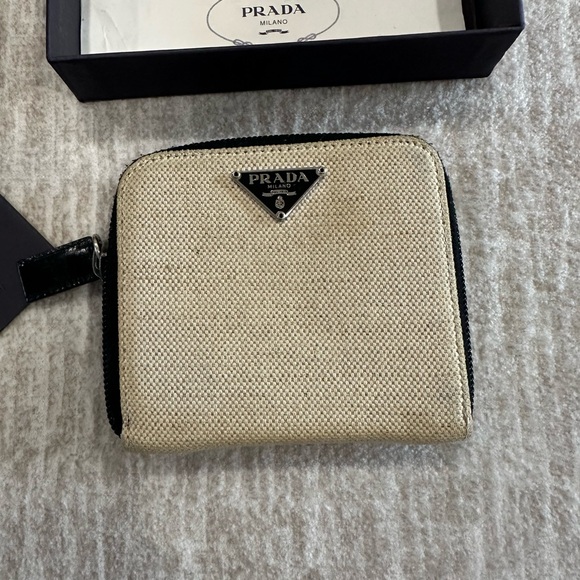 ✨💎FULL INCLUSION 💎✨PRADA Tessuto VINTAGE Wallet - Picture 3 of 16
